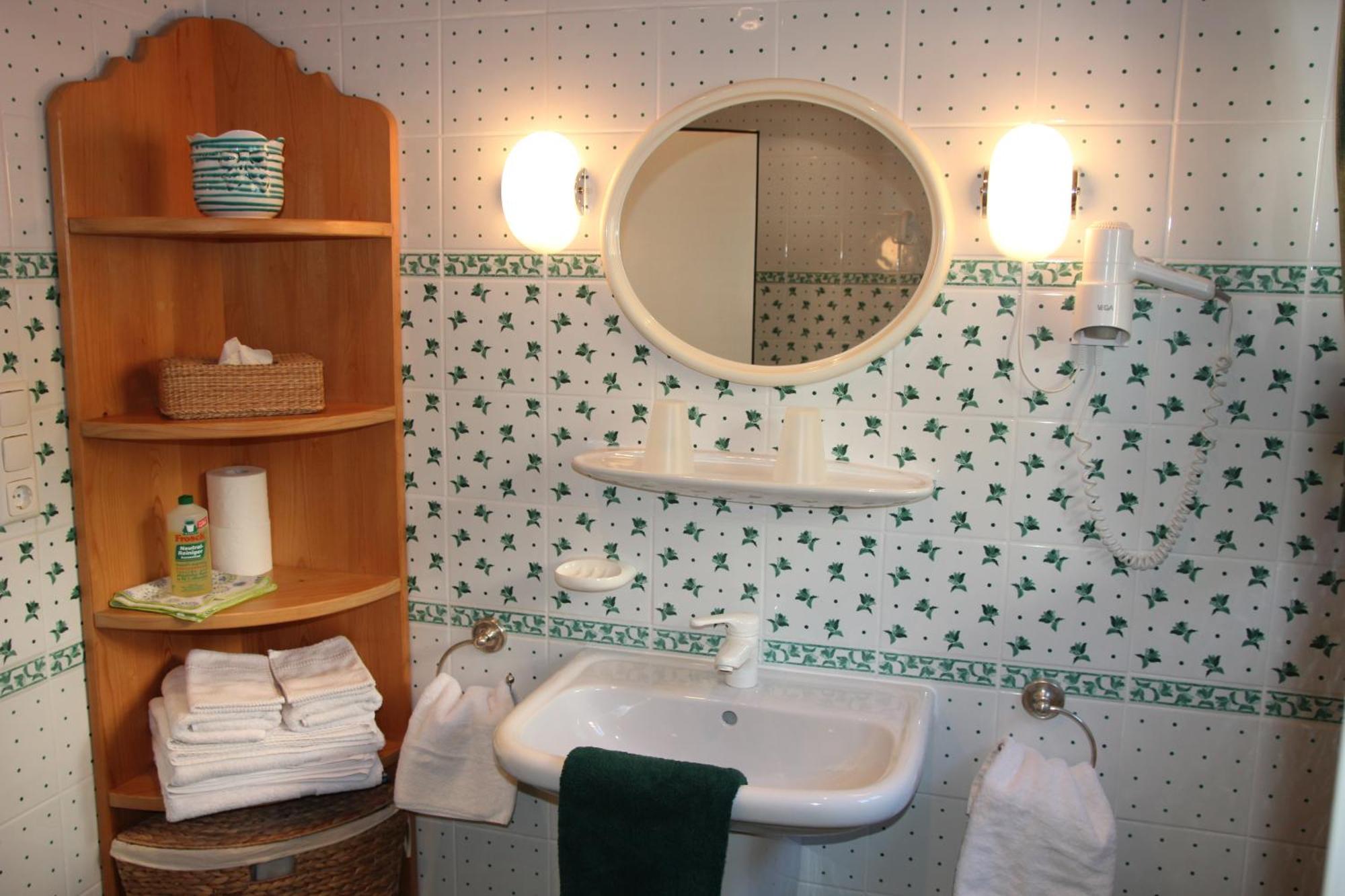 Haus Rustikana Apartment Mittenwald Room photo